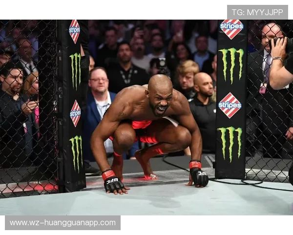 乔恩·琼斯赛场上霸气侧漏，私底下居然这么接地气？