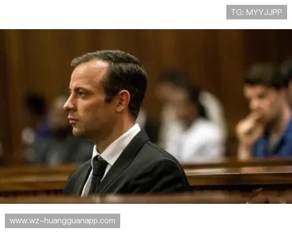 奥斯卡·皮斯托瑞斯家里装了三套假肢，一套跑步、一套洗澡、一套约会